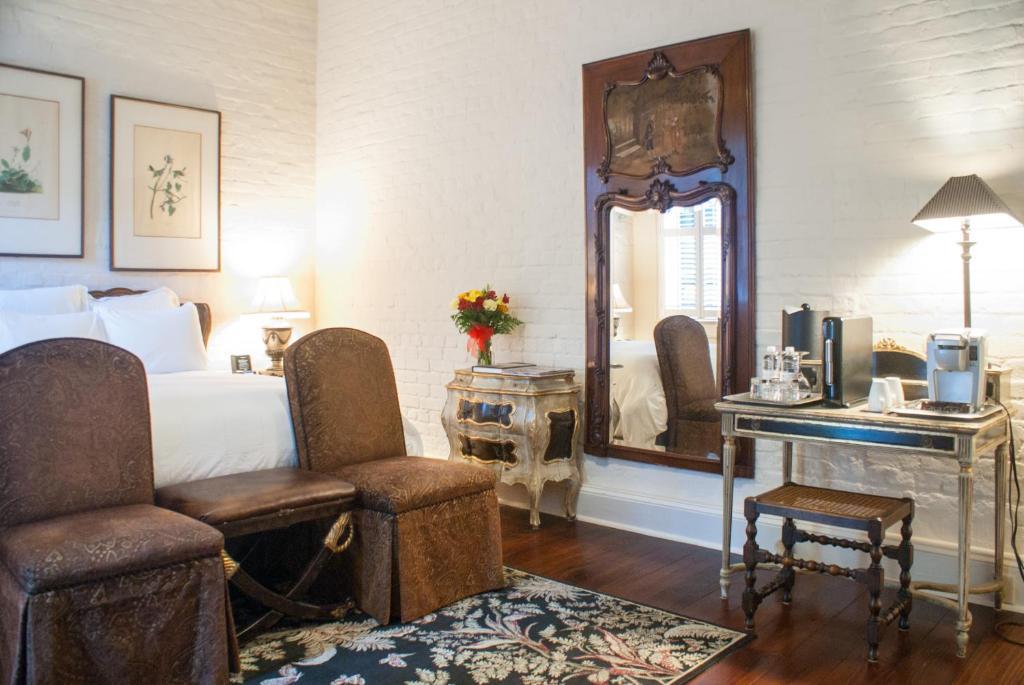 Audubon Cottages New Orleans Room photo
